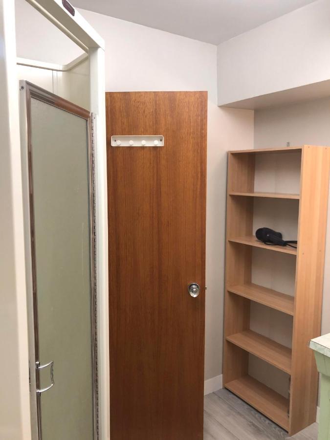 Cozy Guest Home Close To Downtown Vancouver Sights & Subway Station Exterior photo