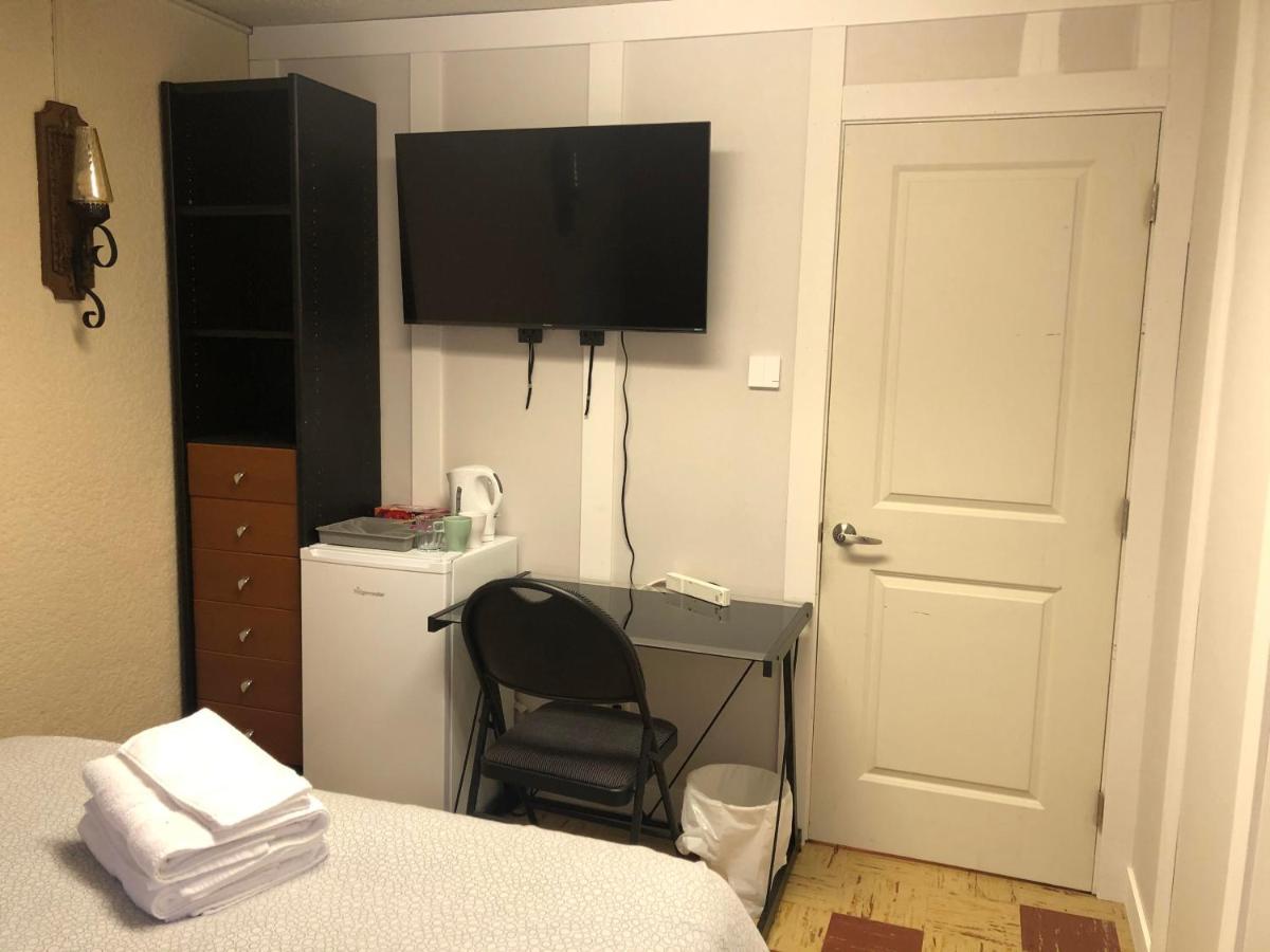 Cozy Guest Home Close To Downtown Vancouver Sights & Subway Station Exterior photo